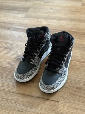 Nike Air Jordan 1 Mid Black Grey with Elephant Print- 6.5Y (youth size)